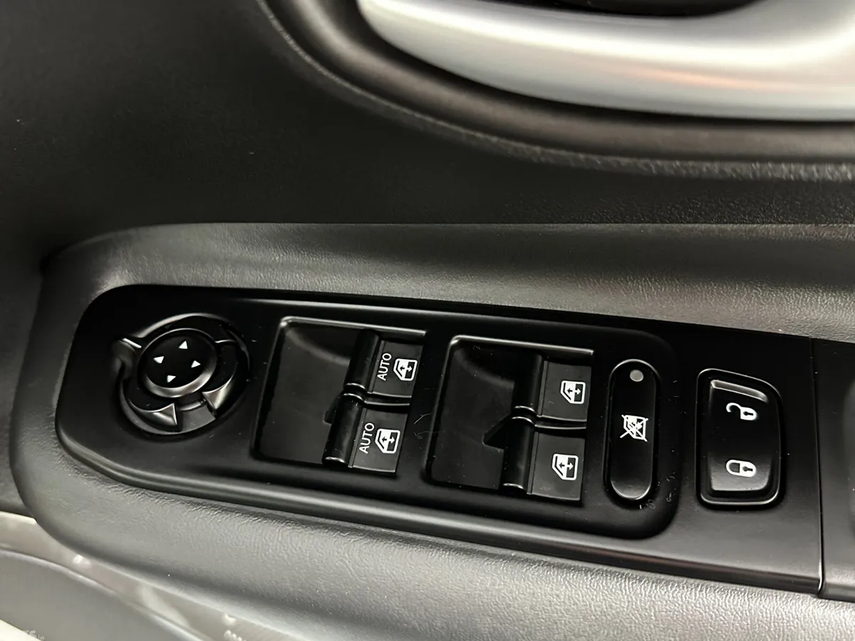 Jeep Renegade SUV, Petrol Hybrid, 2024, Grey