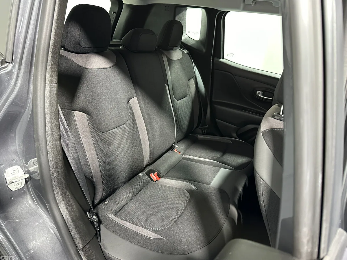 Jeep Renegade SUV, Petrol Hybrid, 2024, Grey