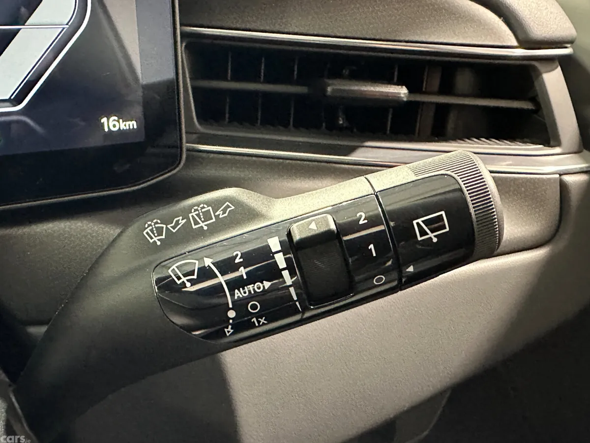 Kia EV9 SUV, Electric, 2026, Red