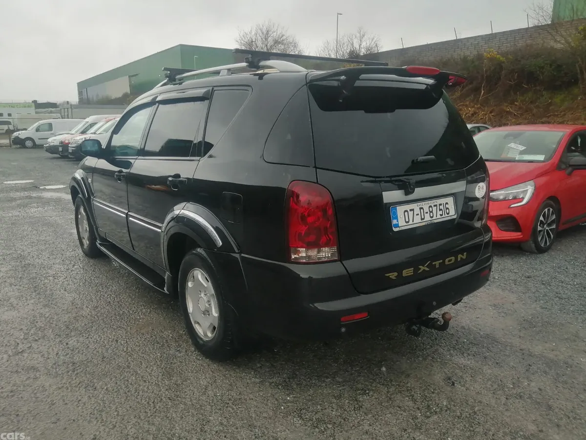 SsangYong Rexton SUV, Diesel, 2007, Black