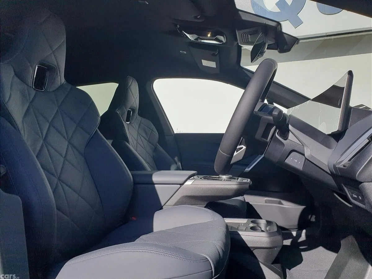 BMW iX SUV, Electric, 2026, Grey