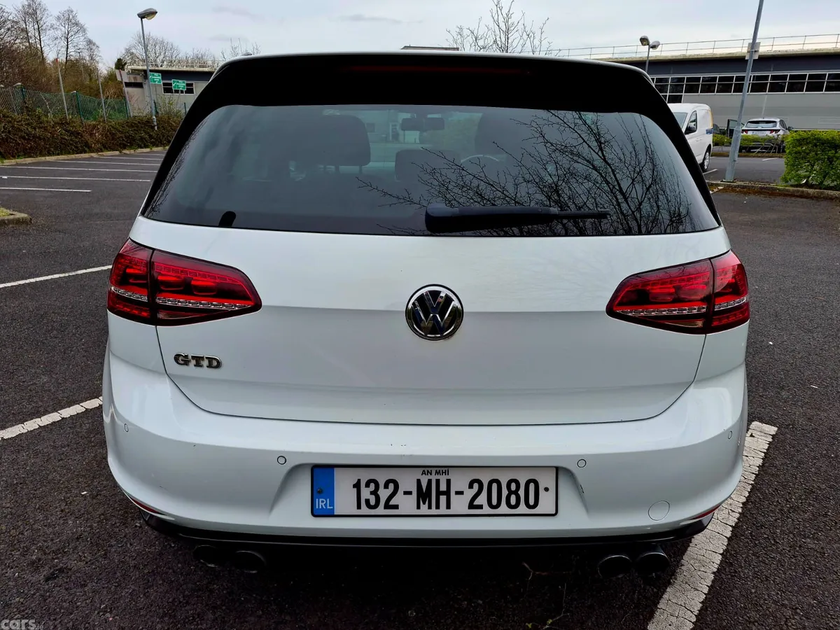 Volkswagen Golf Hatchback, Diesel, 2013, White
