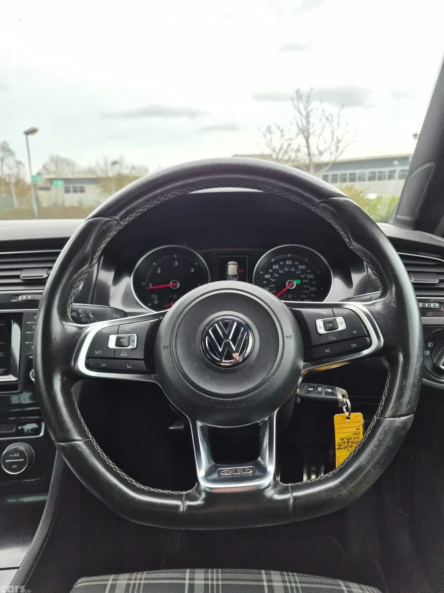 Volkswagen Golf Hatchback, Diesel, 2013, White