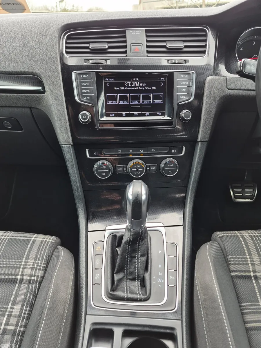 Volkswagen Golf Hatchback, Diesel, 2013, White