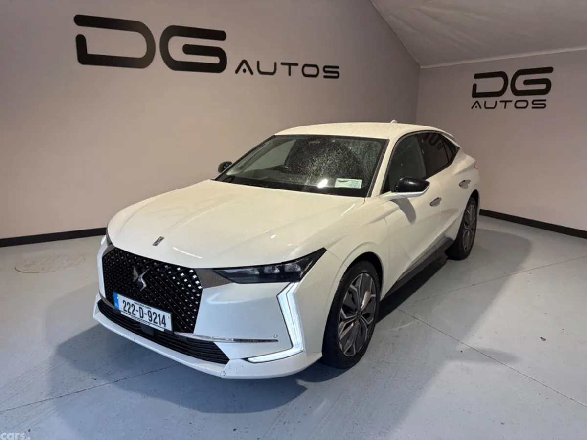 DS Automobiles DS 4 Saloon, Diesel, 2022, White