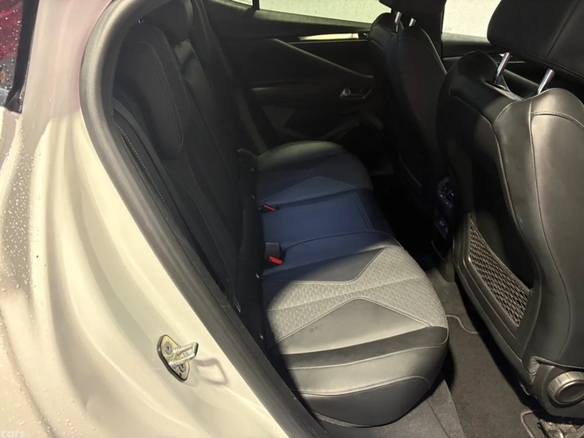 DS Automobiles DS 4 Saloon, Diesel, 2022, White