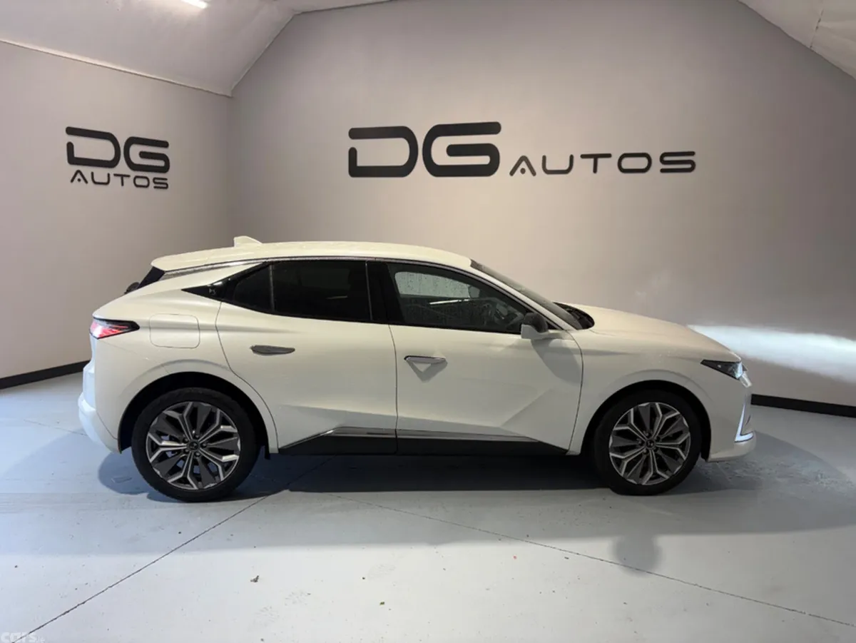DS Automobiles DS 4 Saloon, Diesel, 2022, White