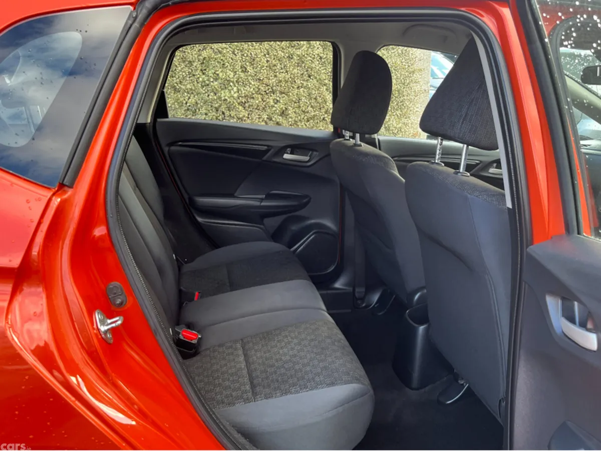 Honda Jazz Hatchback, Petrol, 2017, Orange
