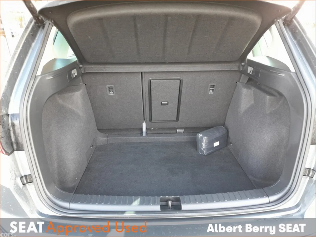 SEAT Ateca Estate, Diesel, 2023, Grey