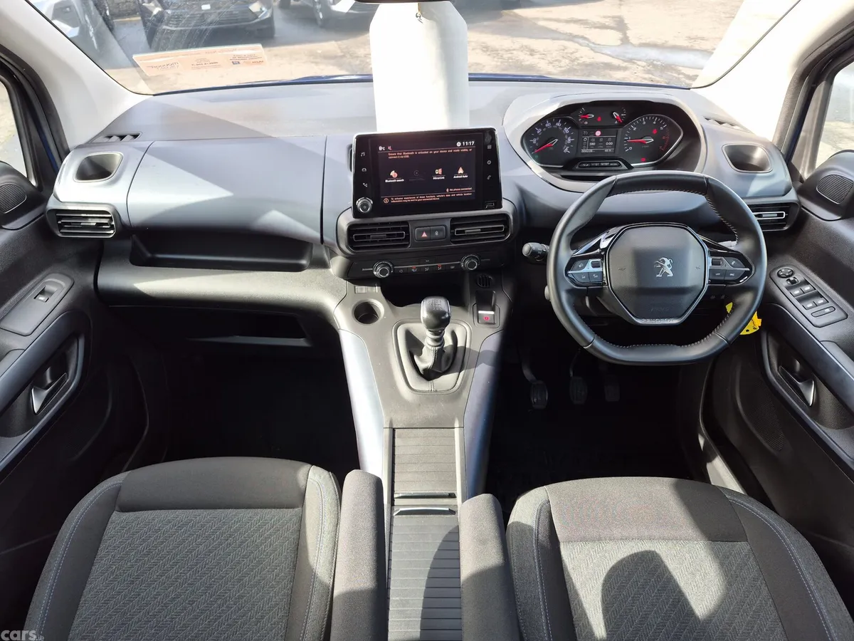 Peugeot Rifter MPV, Diesel, 2022, Blue