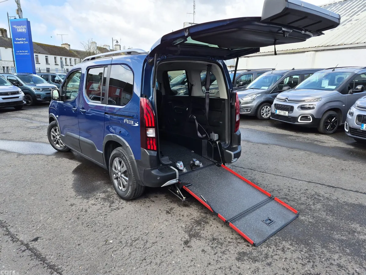 Peugeot Rifter MPV, Diesel, 2022, Blue