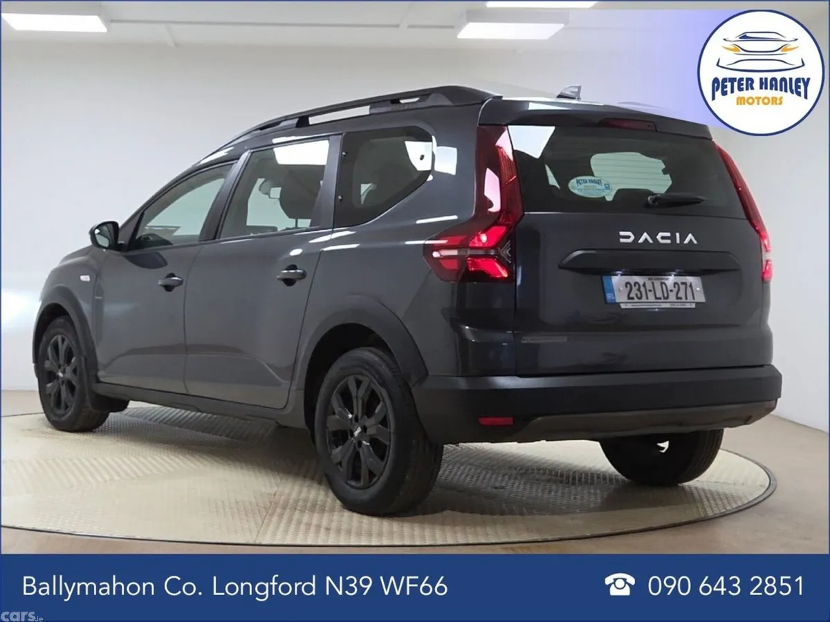 Dacia Jogger MPV, Petrol, 2023, Grey