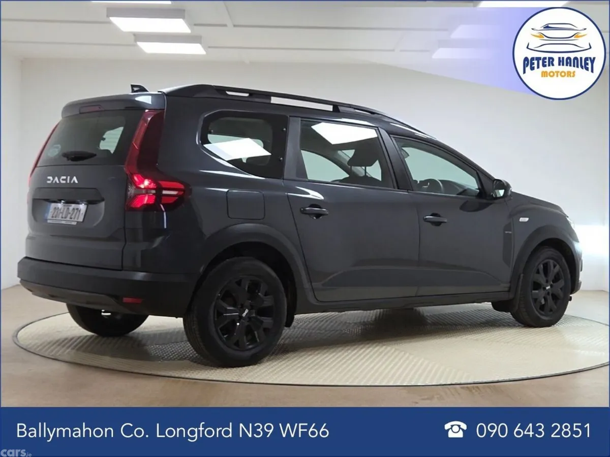 Dacia Jogger MPV, Petrol, 2023, Grey