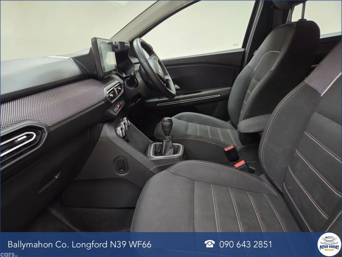 Dacia Jogger MPV, Petrol, 2023, Grey