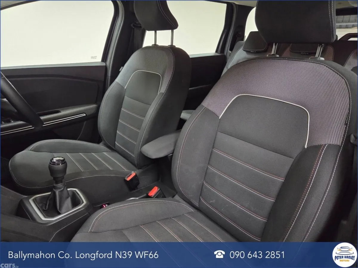 Dacia Jogger MPV, Petrol, 2023, Grey