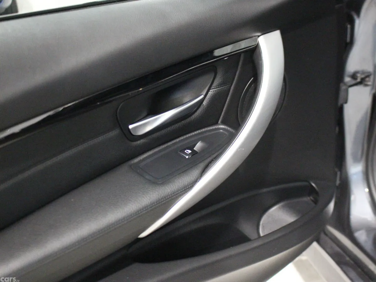 BMW 3-Series Saloon, Diesel, 2018, Grey
