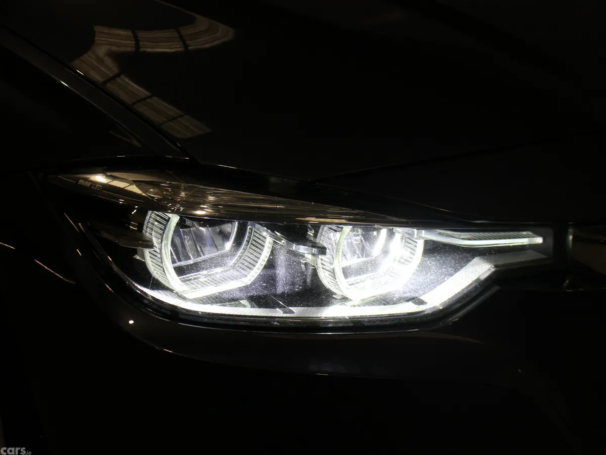 BMW 3-Series Saloon, Diesel, 2018, Grey