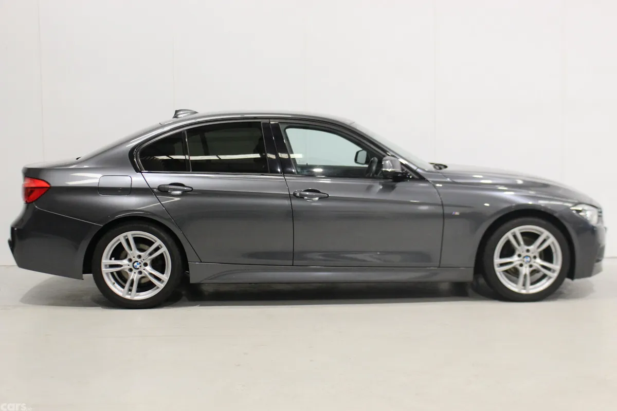 BMW 3-Series Saloon, Diesel, 2018, Grey