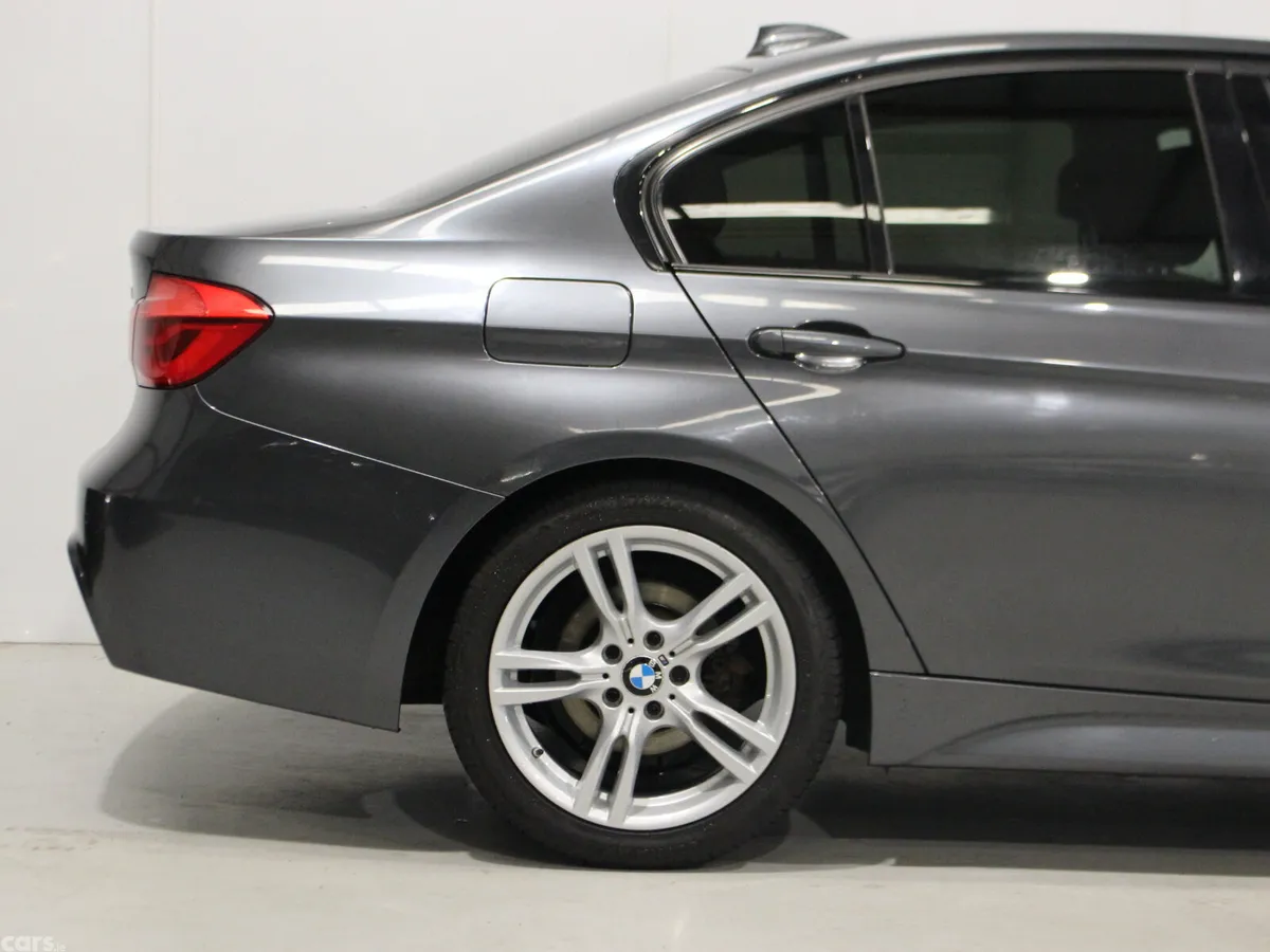 BMW 3-Series Saloon, Diesel, 2018, Grey