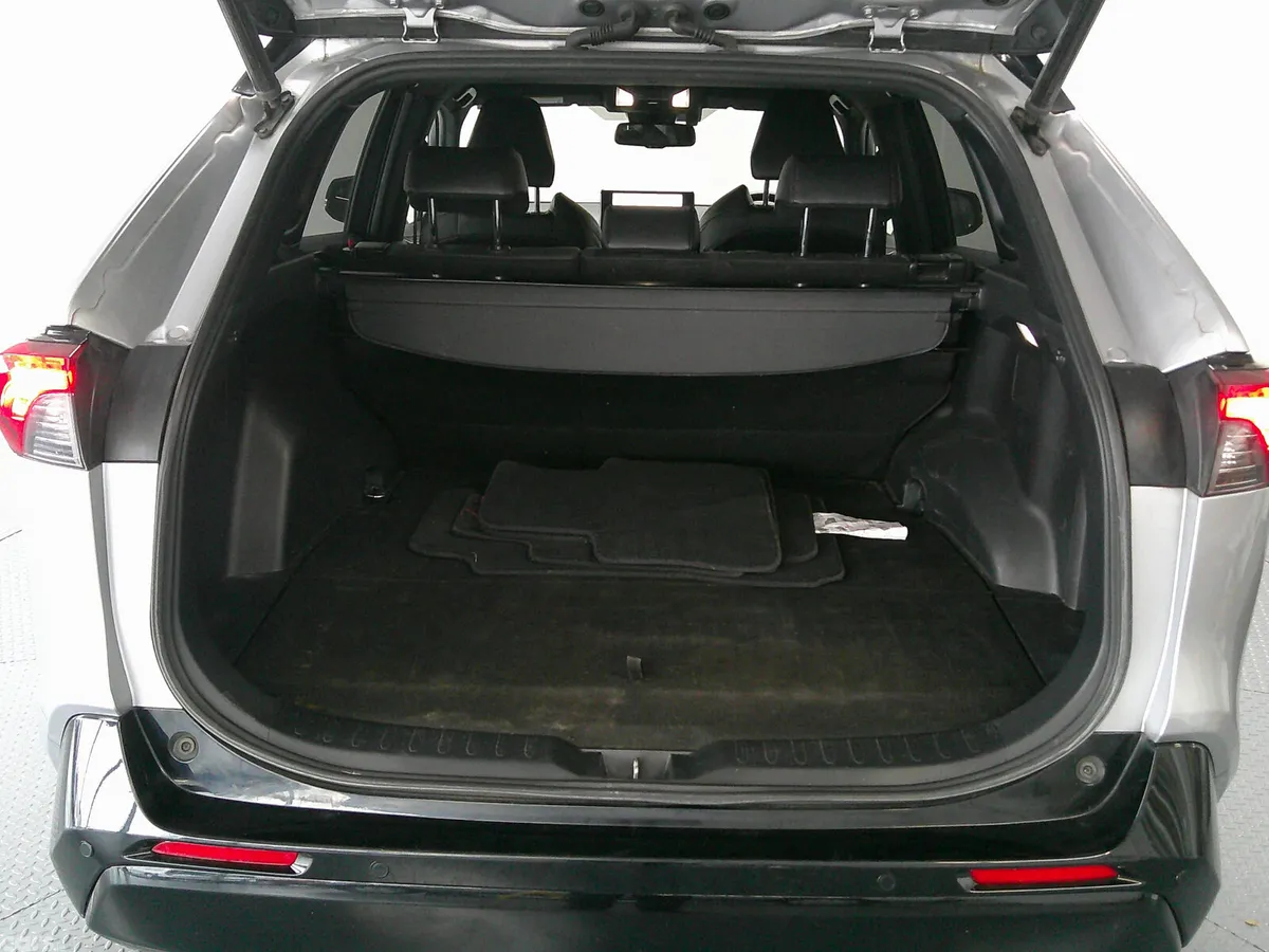Toyota RAV4 SUV, Petrol Plug-in Hybrid, 2023, Silver