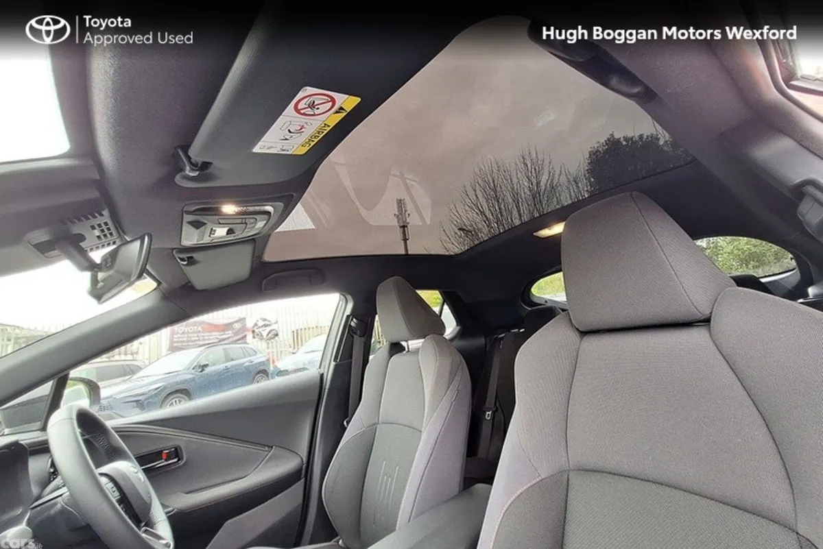 Toyota C-HR SUV, Petrol Hybrid, 2025, Brown