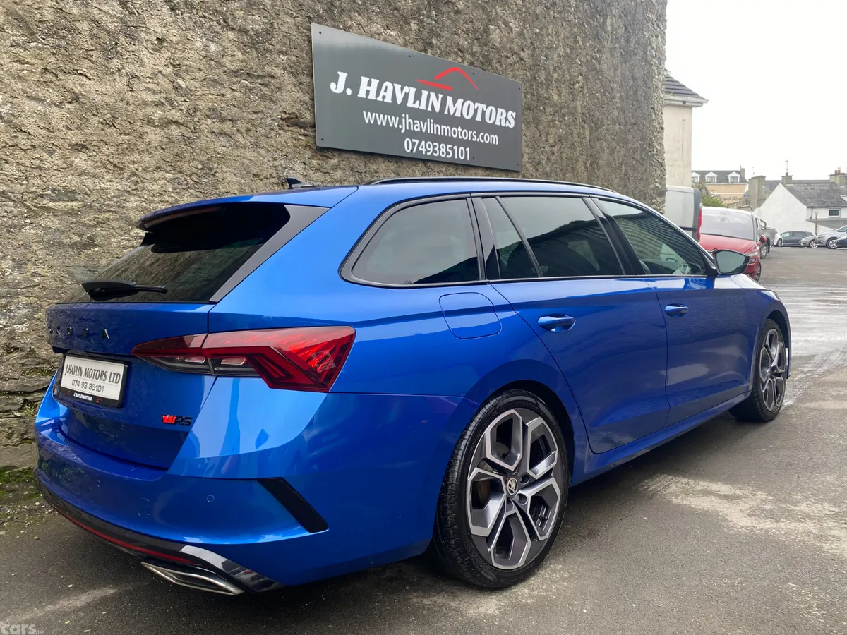 Skoda Octavia Estate, Diesel, 2022, Blue
