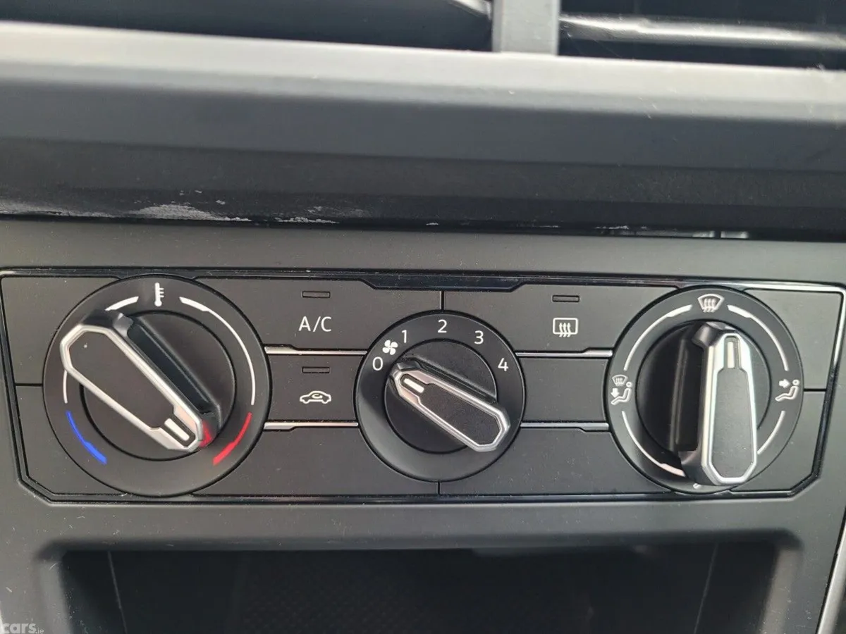 Volkswagen Polo Hatchback, Petrol, 2024, White