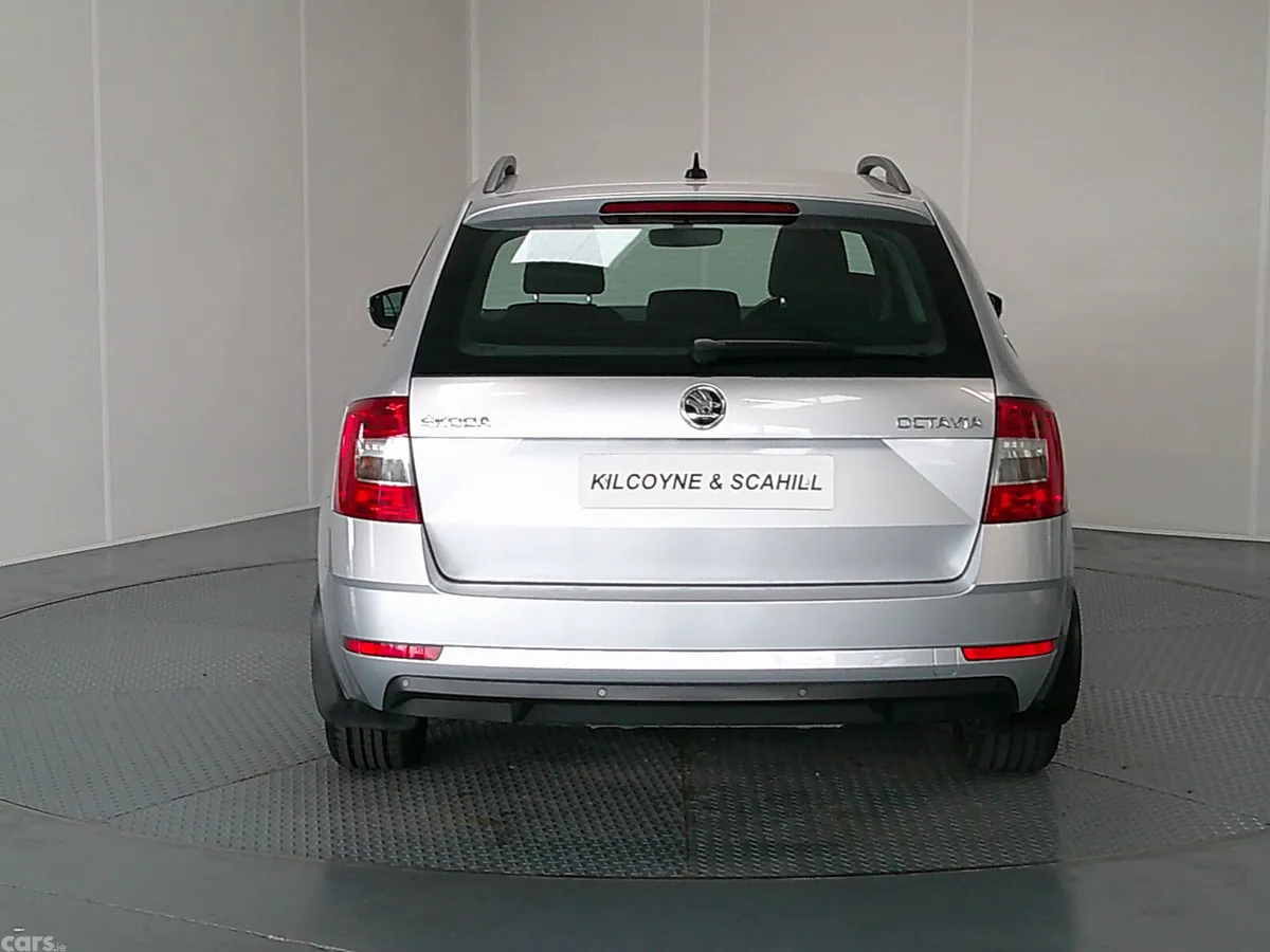 Skoda Octavia Unknown, Unknown, 2020, Grey