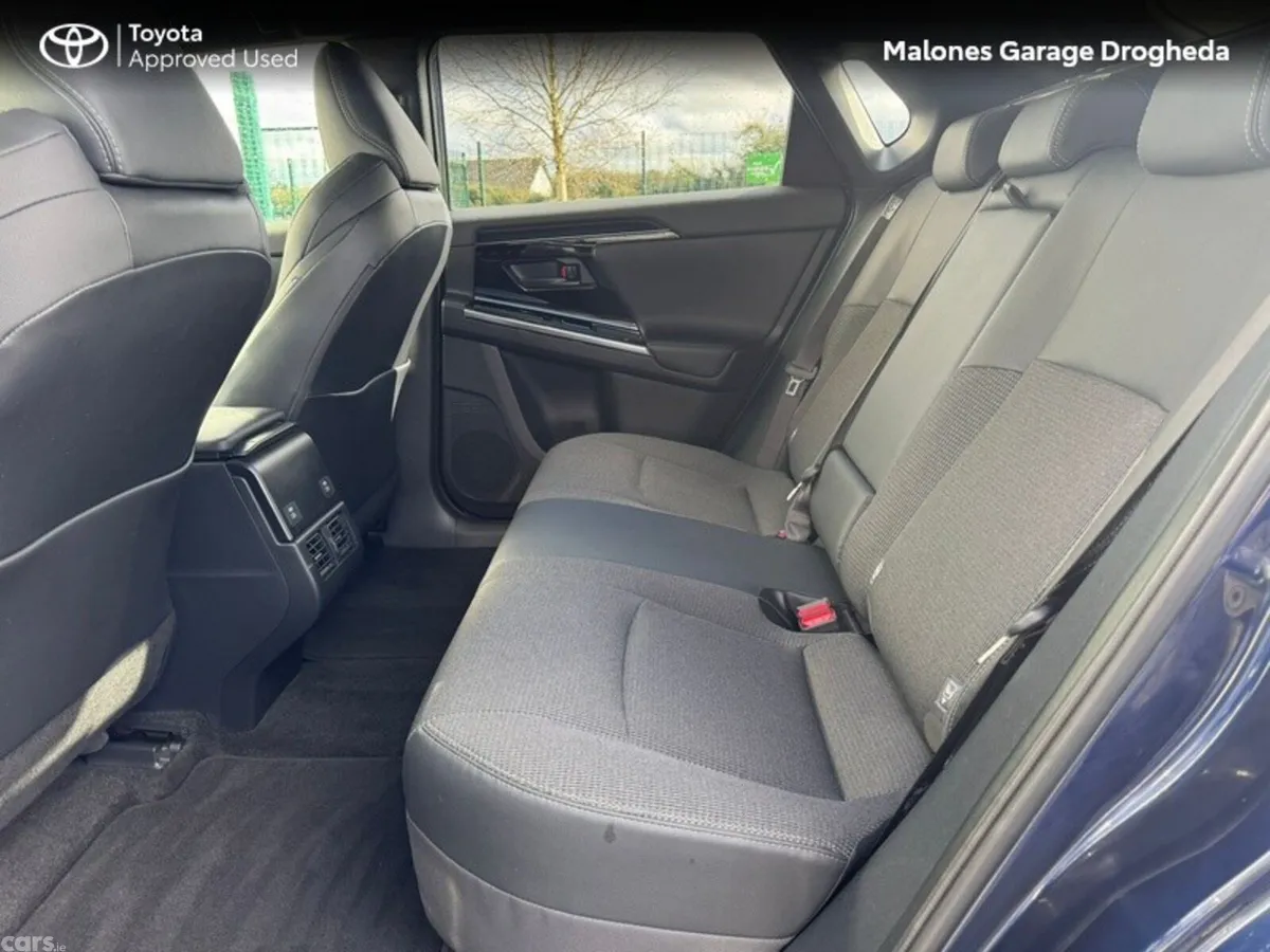 Toyota bZ4X Estate, Electric, 2023, Blue
