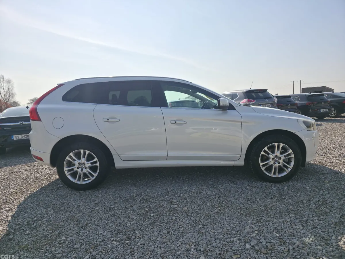 Volvo XC60 SUV, Diesel, 2016, White
