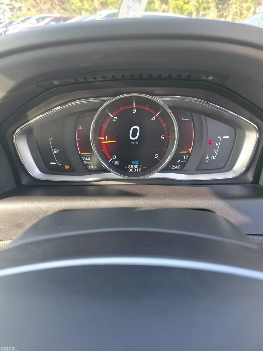 Volvo XC60 SUV, Diesel, 2016, White