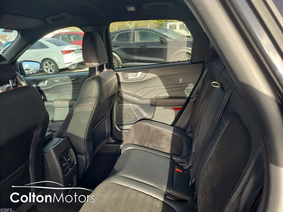 Ford Kuga SUV, Petrol Plug-in Hybrid, 2023, Black