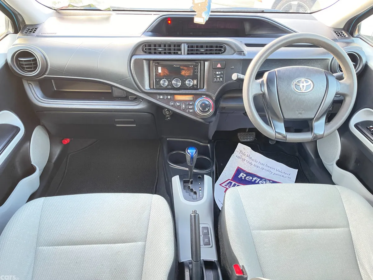 Toyota Aqua Hatchback, Petrol Hybrid, 2014, Blue