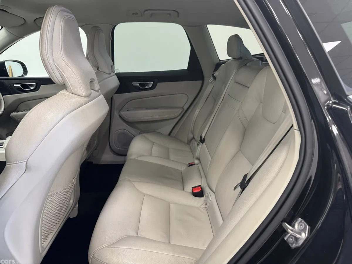 Volvo XC60 SUV, Diesel, 2021, Black