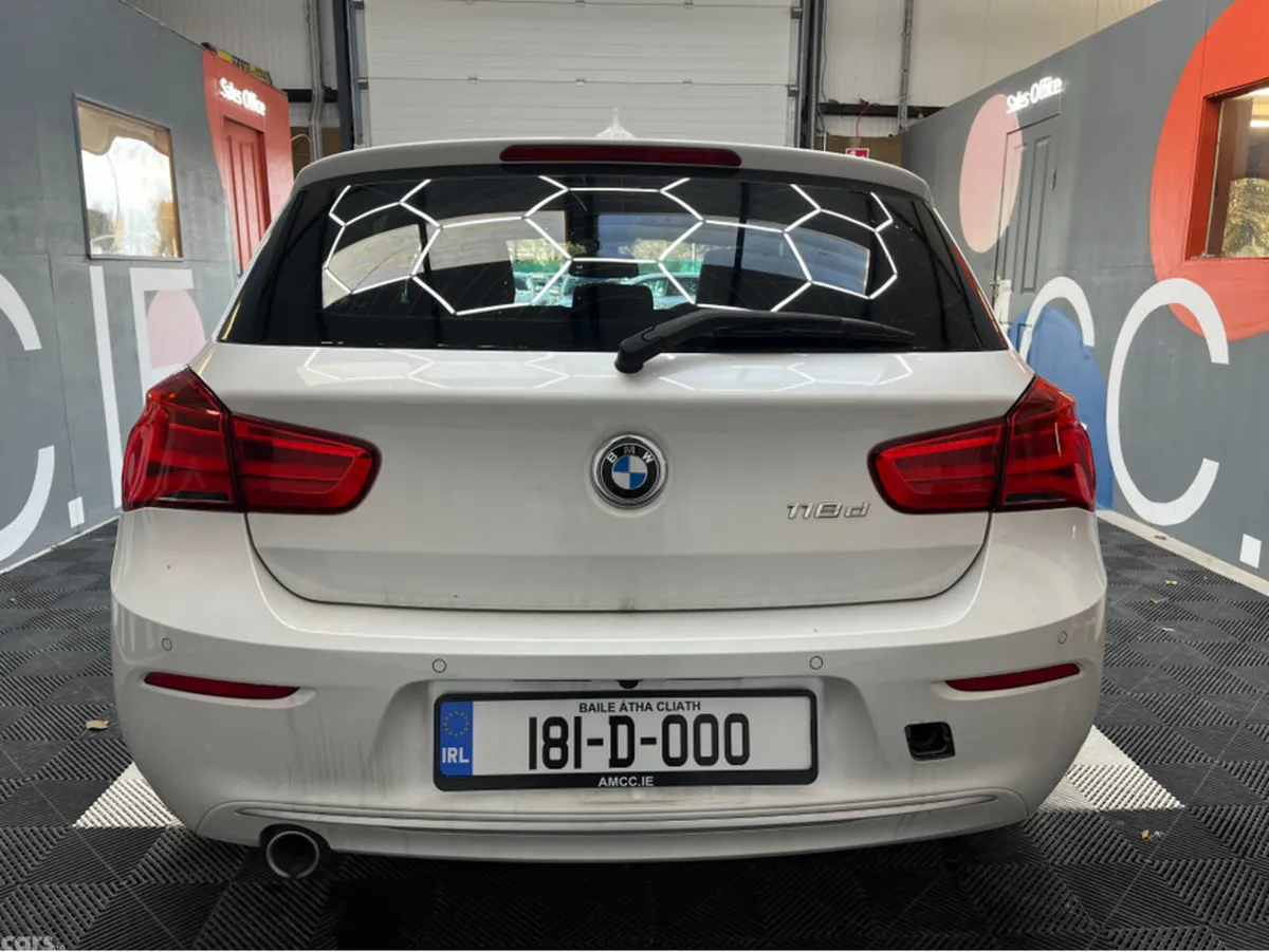 BMW 1-Series Hatchback, Diesel, 2018, White