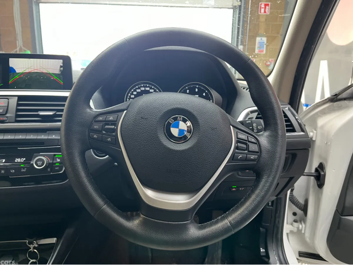 BMW 1-Series Hatchback, Diesel, 2018, White