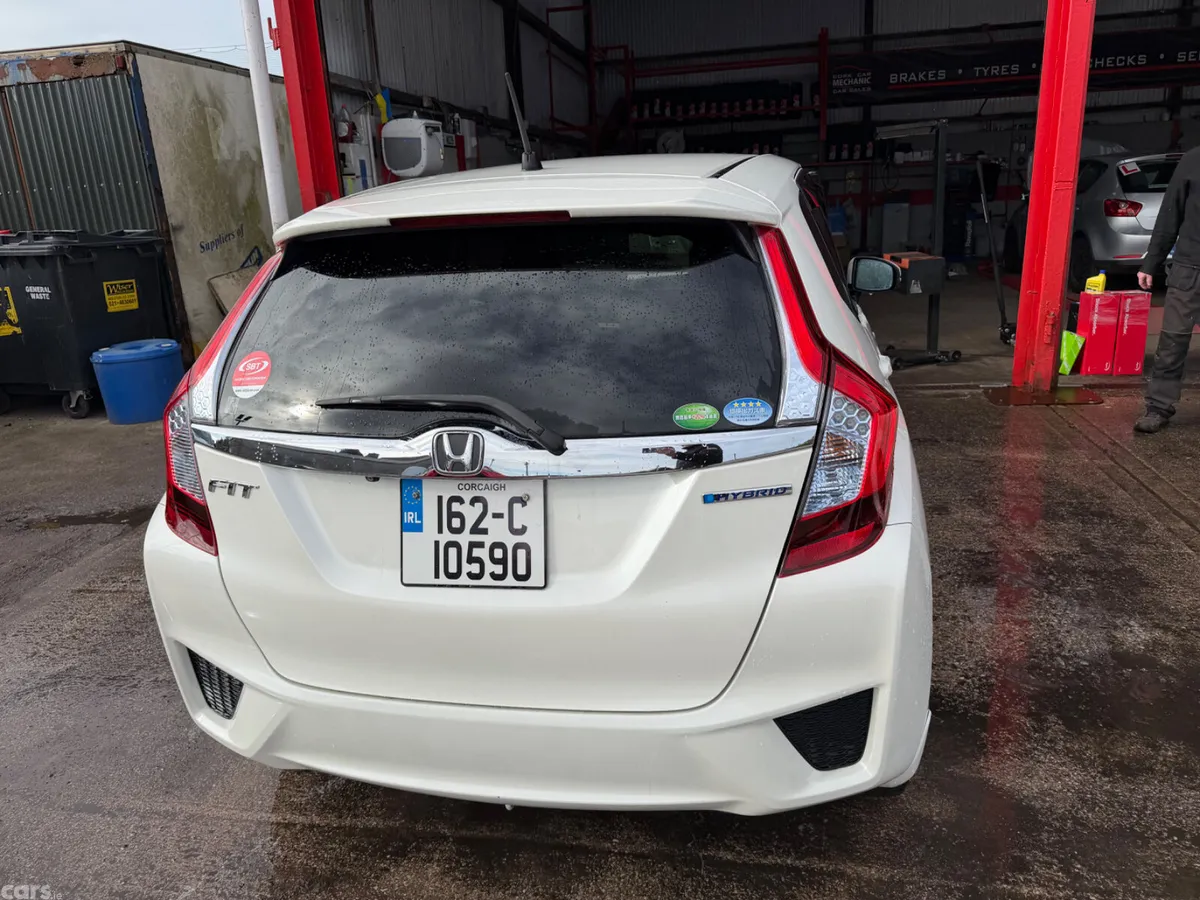 Honda Fit Hatchback, Petrol Hybrid, 2016, White