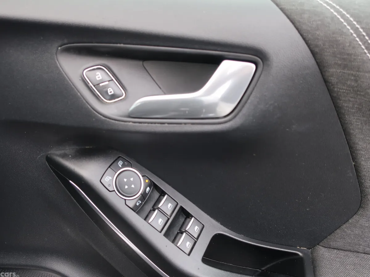 Ford Puma MPV, Petrol Hybrid, 2020, Black