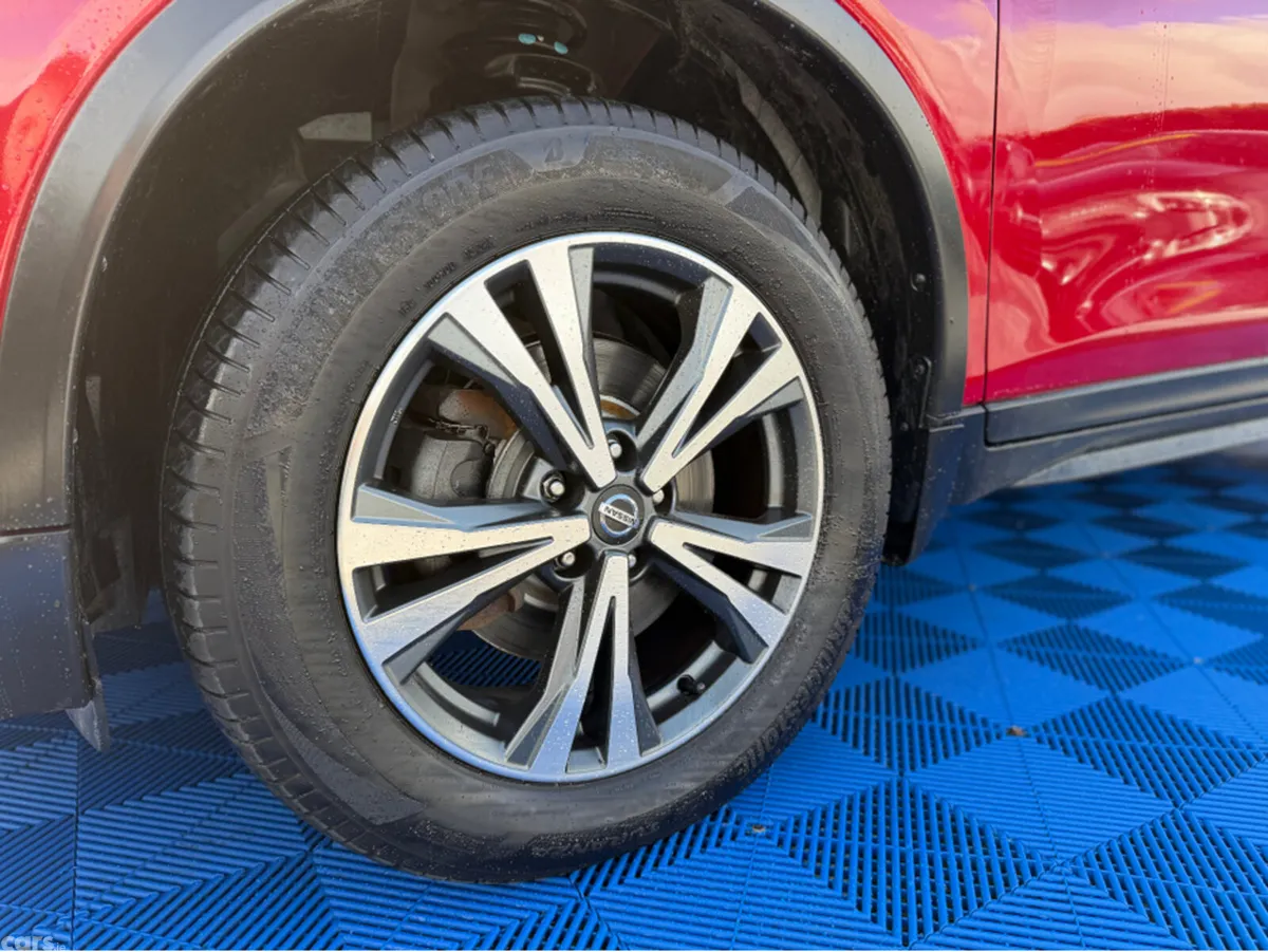 Nissan X-Trail SUV, Diesel, 2020, Red