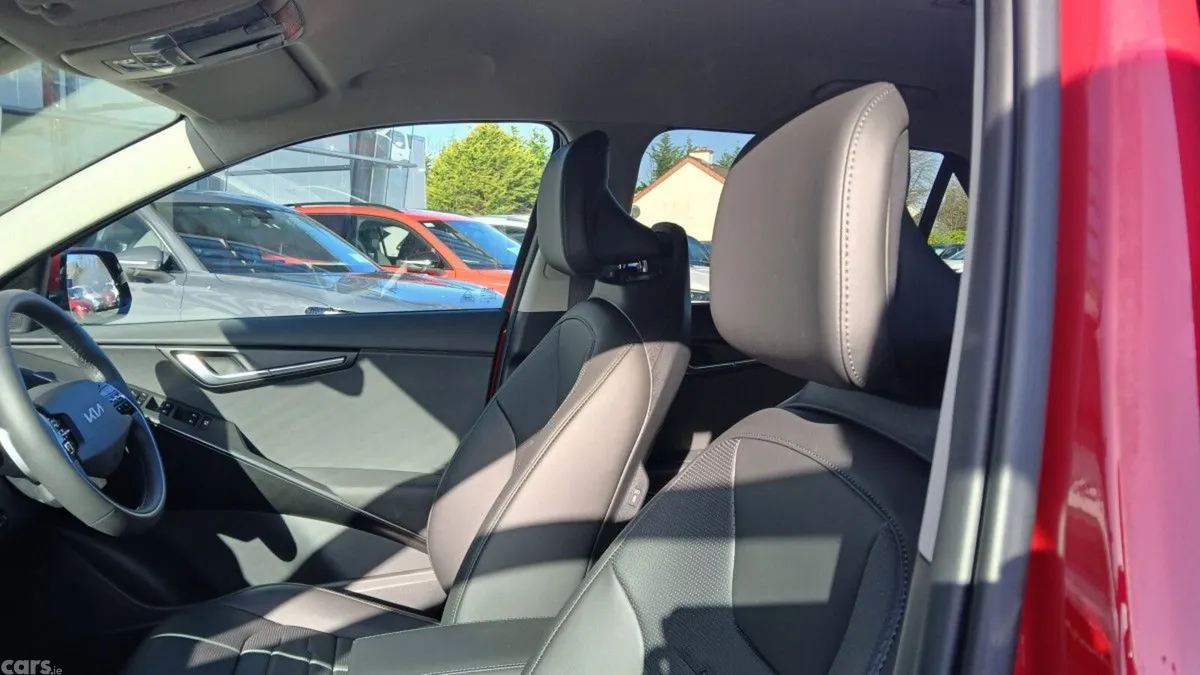 Kia Niro Hatchback, Petrol Hybrid, 2027, Red