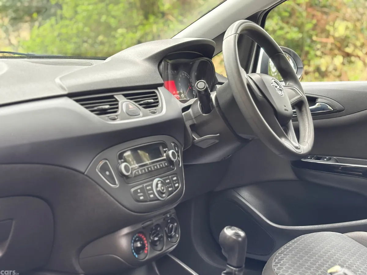 Opel Corsa Hatchback, Petrol, 2016, White