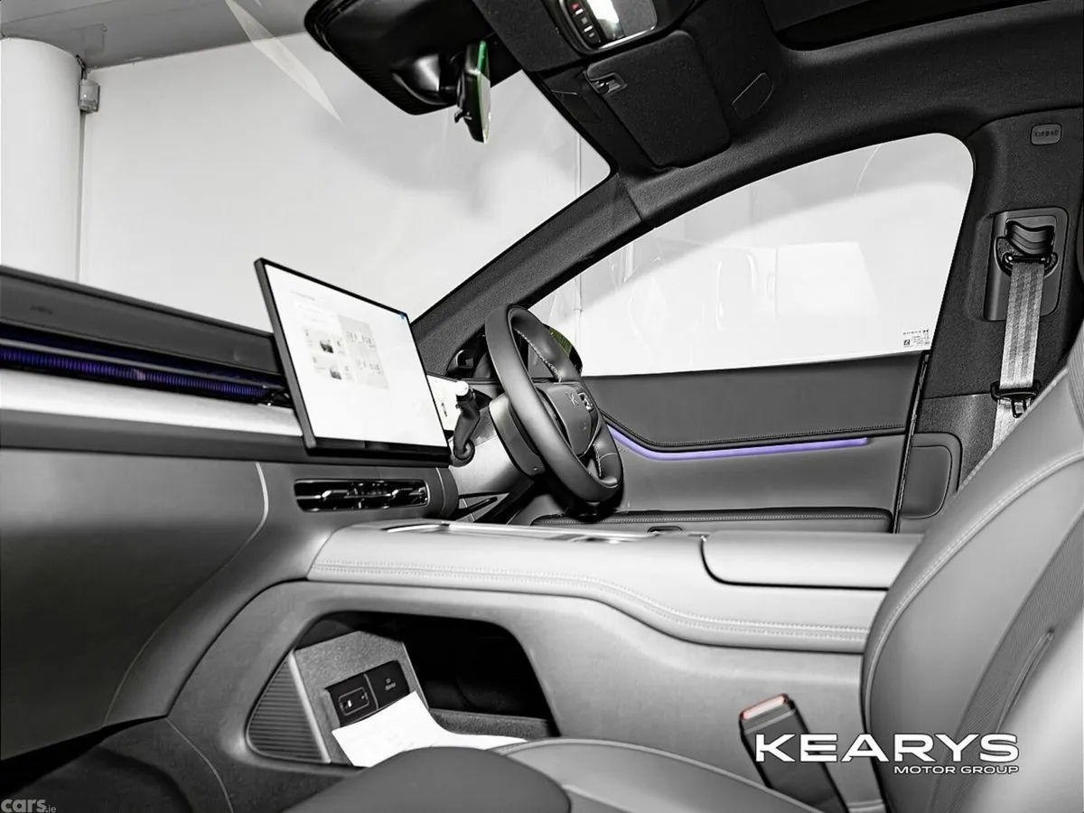 XPeng G6 SUV, Electric, 2026, Grey