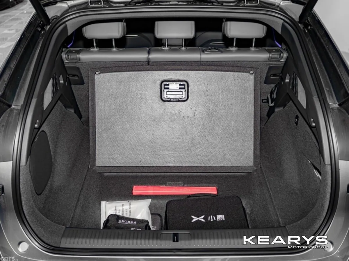 XPeng G6 SUV, Electric, 2026, Grey