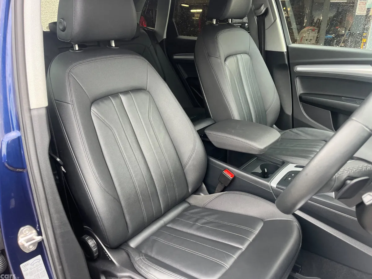 Audi Q5 SUV, Petrol Plug-in Hybrid, 2023, Blue