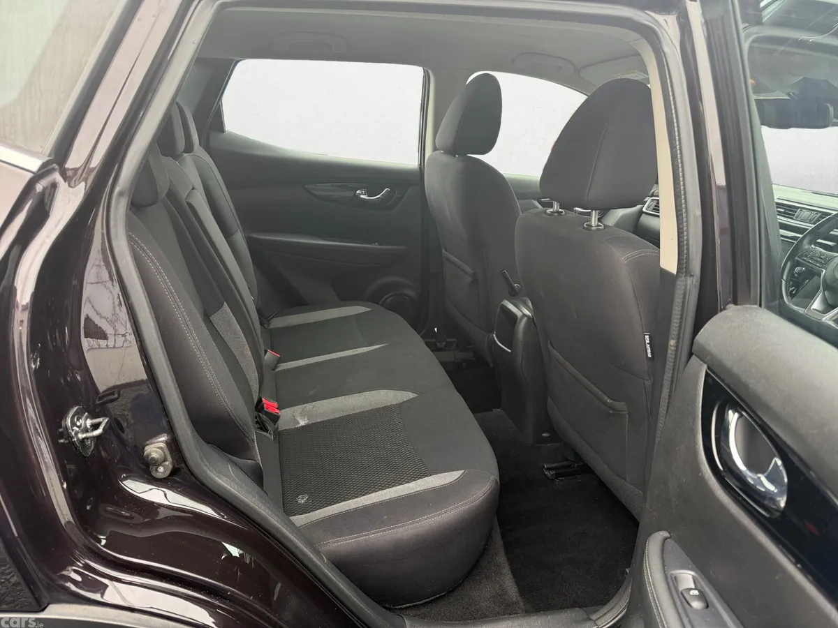 Nissan Qashqai SUV, Diesel, 2019, Black