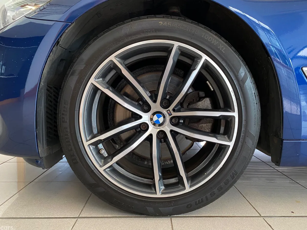 BMW 5-Series Saloon, Diesel, 2019, Blue