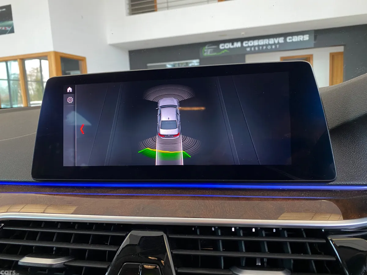 BMW 5-Series Saloon, Diesel, 2019, Blue