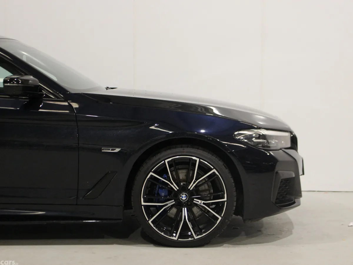 BMW 5-Series Saloon, Petrol Plug-in Hybrid, 2022, Black