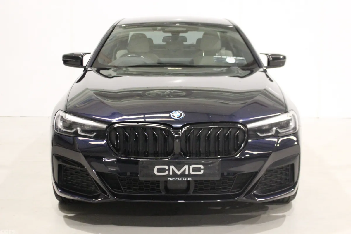 BMW 5-Series Saloon, Petrol Plug-in Hybrid, 2022, Black