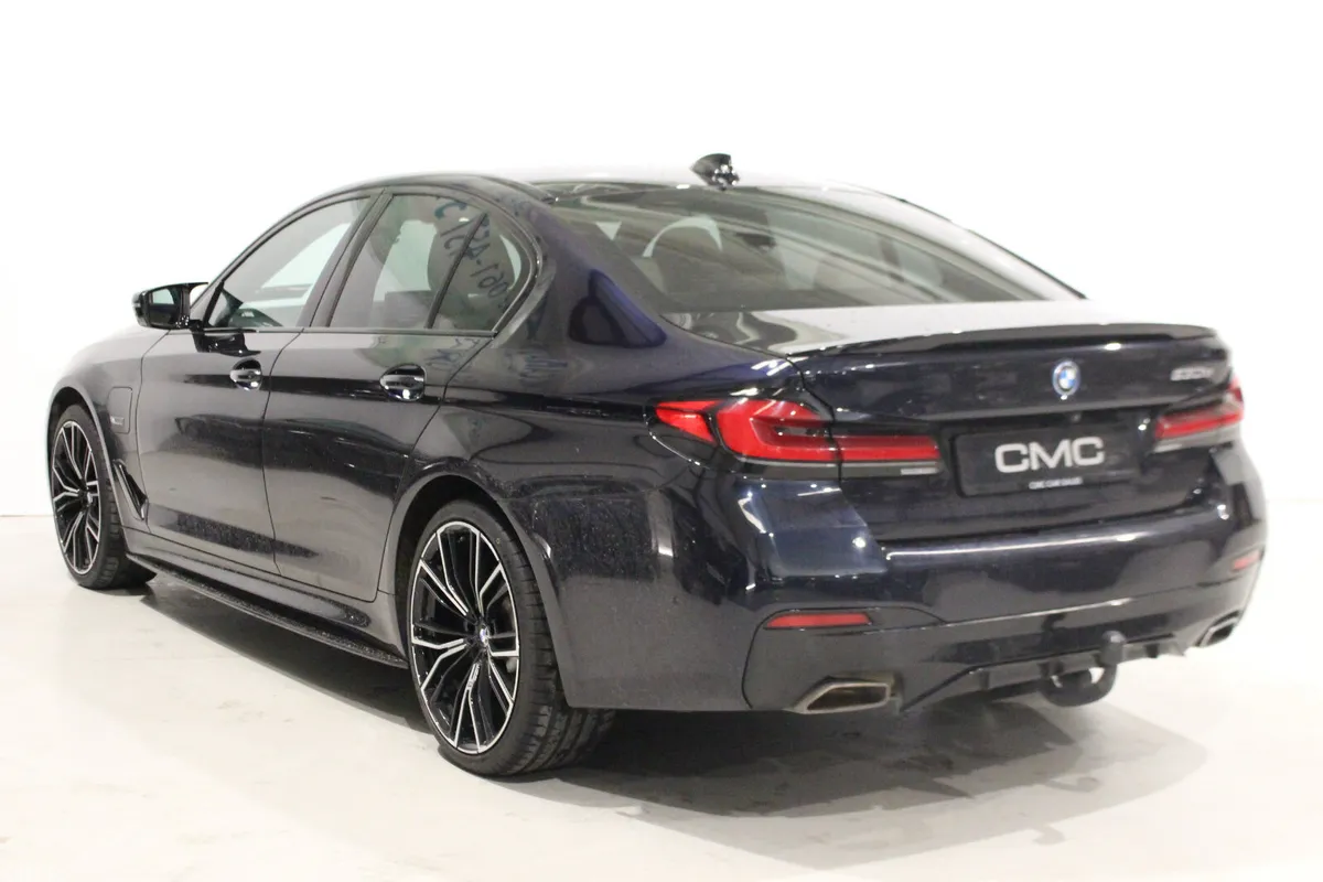 BMW 5-Series Saloon, Petrol Plug-in Hybrid, 2022, Black